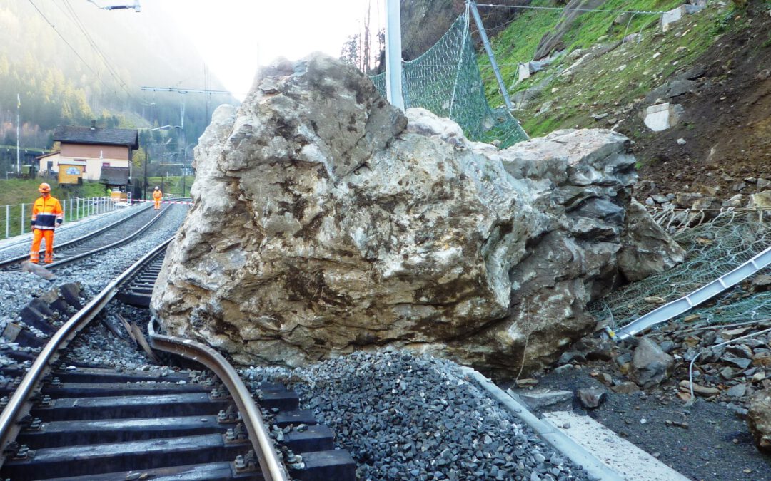 Summer Rockfalls and Landslides Are on the Rise – How Monitoring Systems Can Keep Railways Safe